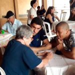 Jovens aprendizes de Ribeirão Preto participam de ações do Outubro Solidário