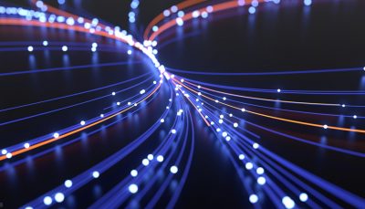 Efeitos gráficos imitando fibra ótica azul e vermelha em fundo preto